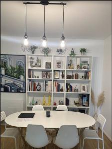Louer Appartement 69 m2 Courbevoie