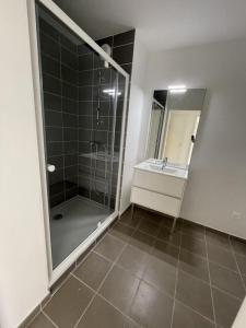 For rent Loos 2 rooms 47 m2 Nord (59120) photo 3