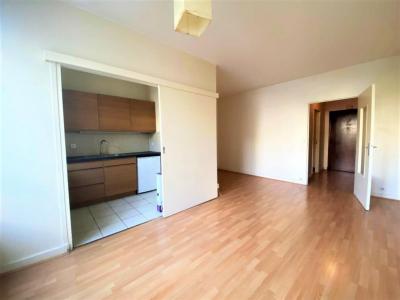 For rent Paris-13eme-arrondissement 1 room 34 m2 Paris (75013) photo 2