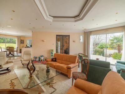 For sale Cachan 8 rooms 280 m2 Val de Marne (94230) photo 1