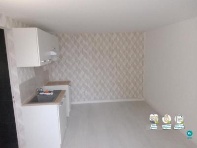 For rent Menigoute 1 room 17 m2 Deux sevres (79340) photo 1
