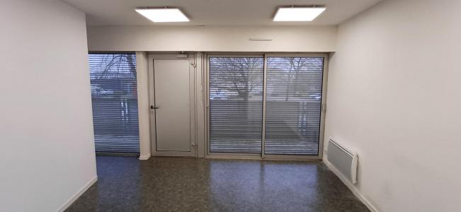 For sale Avrille 3 rooms 48 m2 Maine et loire (49240) photo 2