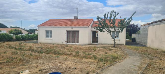 For sale Beaupreau 4 rooms 73 m2 Maine et loire (49600) photo 3