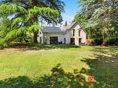 For sale Sautron 8 rooms 220 m2 Loire atlantique (44880) photo 0