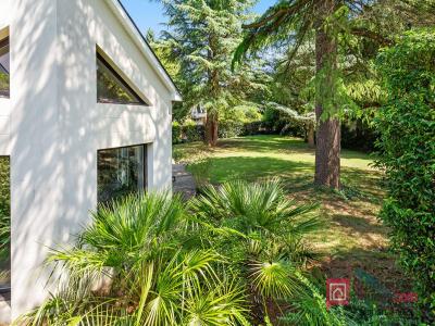 For sale Sautron 8 rooms 220 m2 Loire atlantique (44880) photo 1