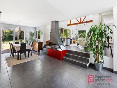 For sale Sautron 8 rooms 220 m2 Loire atlantique (44880) photo 3