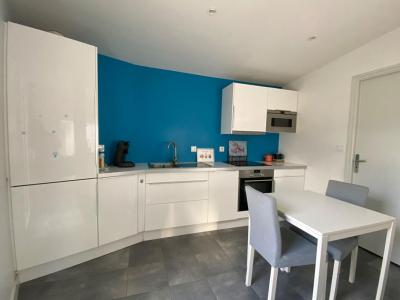 For sale Vannes 4 rooms 90 m2 Morbihan (56000) photo 3