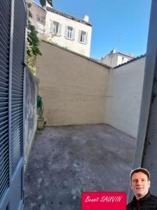 For sale Marseille-5eme-arrondissement 4 rooms 62 m2 Bouches du Rhone (13005) photo 3