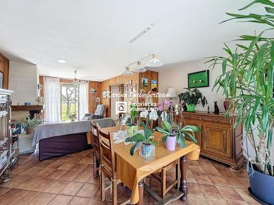For sale Lande-de-fronsac 5 rooms 103 m2 Gironde (33240) photo 1