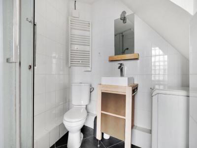Louer Appartement Paris-18eme-arrondissement 880 euros