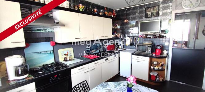 For sale Granville 4 rooms 90 m2 Manche (50400) photo 1