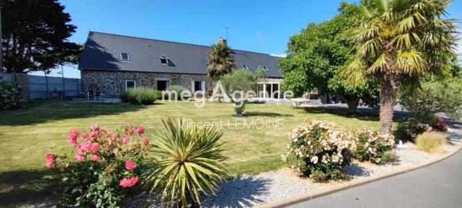 For sale Courtils 7 rooms 204 m2 Manche (50220) photo 0