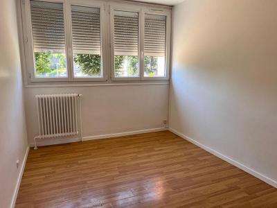 For rent Echirolles chirolles 4 rooms 68 m2 Isere (38130) photo 3