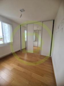 For sale Vitry-sur-seine 3 rooms 67 m2 Val de Marne (94400) photo 2