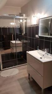 For rent Audruicq 5 rooms 82 m2 Pas de calais (62370) photo 2