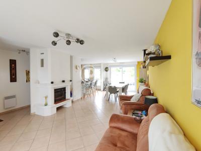For sale Journy 4 rooms 87 m2 Pas de calais (62850) photo 2