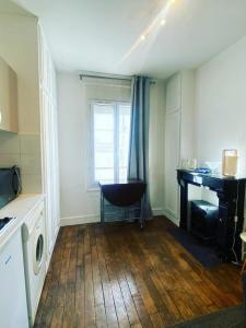 Annonce Location Appartement Paris-20eme-arrondissement 75