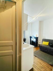 Louer Appartement 17 m2 Paris-20eme-arrondissement