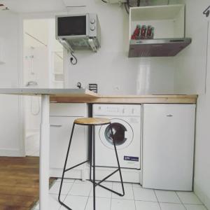 For rent Paris-14eme-arrondissement 1 room 16 m2 Paris (75014) photo 3