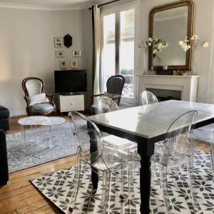 For rent Paris-10eme-arrondissement 2 rooms 52 m2 Paris (75010) photo 1