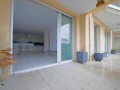 For sale 4 rooms 86 m2 Vendee (85100) photo 0