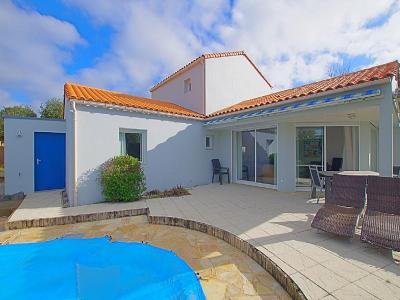 For sale 5 rooms 98 m2 Vendee (85100) photo 0