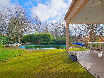 For sale 5 rooms 99 m2 Vendee (85100) photo 4