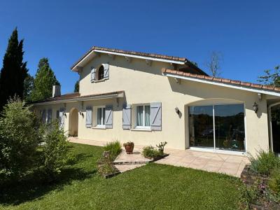 For sale Sadirac 5 rooms 151 m2 Gironde (33670) photo 1