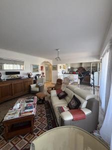 For sale Hyeres 4 rooms 105 m2 Var (83400) photo 4
