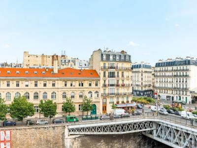 For sale Paris-17eme-arrondissement 5 rooms 126 m2 Paris (75017) photo 2