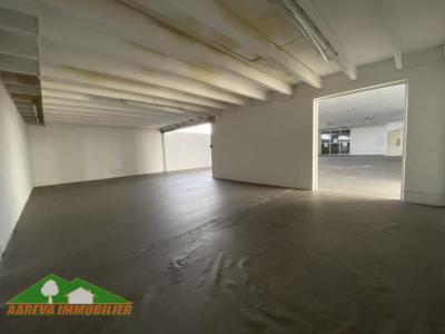 Acheter Local commercial 480 m2 Labarthe-inard