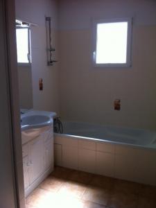 For rent Taillan-medoc 4 rooms 107 m2 Gironde (33320) photo 4
