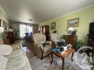 For sale Fleurines 5 rooms 97 m2 Oise (60700) photo 2