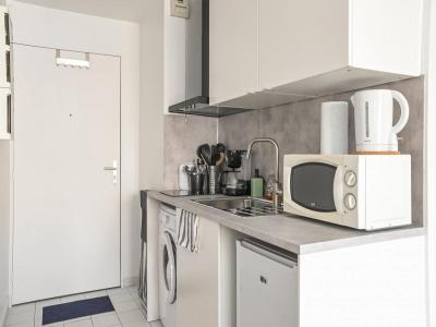 For rent Lyon-7eme-arrondissement 1 room 20 m2 Rhone (69007) photo 2