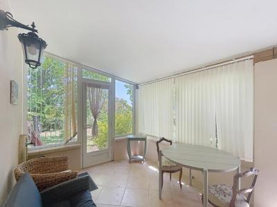 For sale Pujaut 4 rooms 95 m2 Gard (30131) photo 2