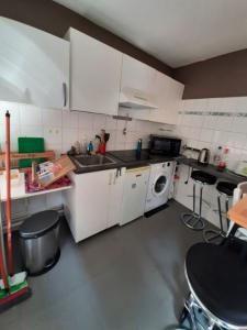 For rent Bordeaux 3 rooms 50 m2 Gironde (33000) photo 2