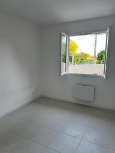 For rent Saint-martin-du-bois 4 rooms 83 m2 Gironde (33910) photo 2