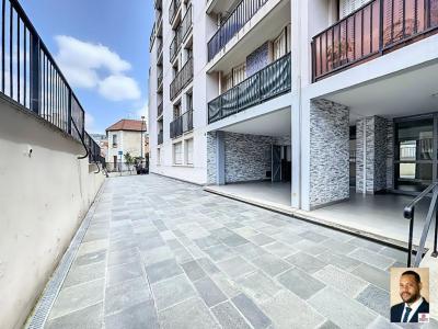 For sale Ivry-sur-seine 2 rooms 47 m2 Val de Marne (94200) photo 0