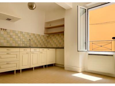 Acheter Appartement 75 m2 Saint-maximin-la-sainte-baume