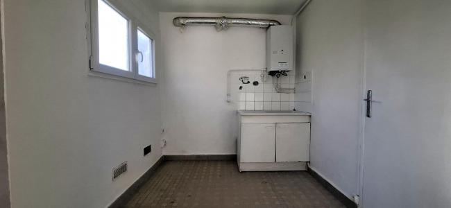 For sale Saint-nazaire 4 rooms 57 m2 Gard (30200) photo 3