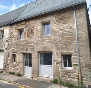 For sale Pontivy 4 rooms 80 m2 Morbihan (56300) photo 0