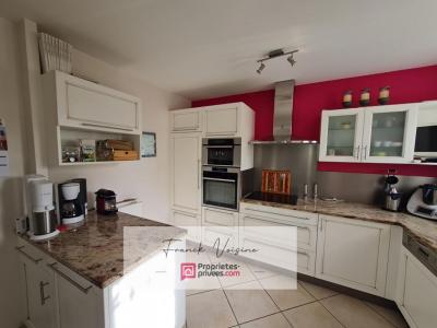 Acheter Maison 205 m2 Saint-paul-en-pareds