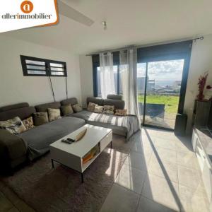 Louer Maison 102 m2 Sainte-marie