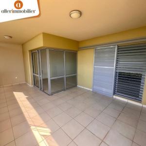 Louer Appartement Sainte-marie 890 euros