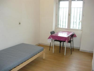 For rent Lyon-7eme-arrondissement 2 rooms 42 m2 Rhone (69007) photo 0