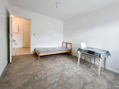 For rent Villeurbanne 3 rooms 53 m2 Rhone (69100) photo 2