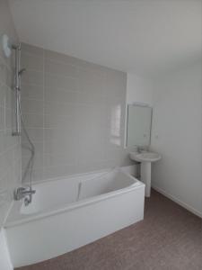 Louer Appartement 70 m2 Acigne