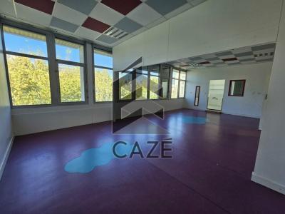 For rent Bordeaux 330 m2 Gironde (33000) photo 0
