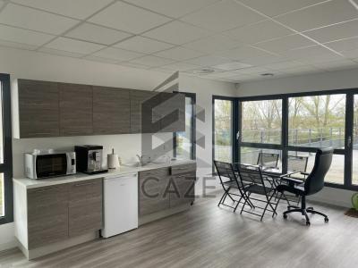 For rent Bruges 250 m2 Gironde (33520) photo 4