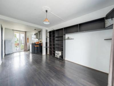 For sale Bordeaux 4 rooms 67 m2 Gironde (33800) photo 2